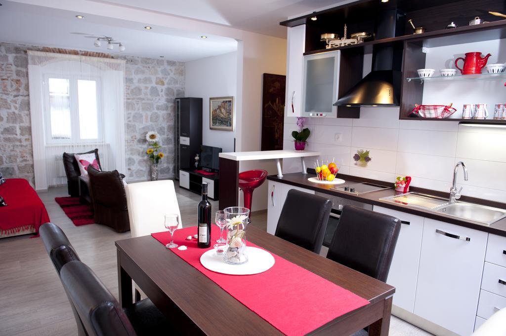 Apartman U Srcu Grada - Ilicev Prolaz Split Luaran gambar